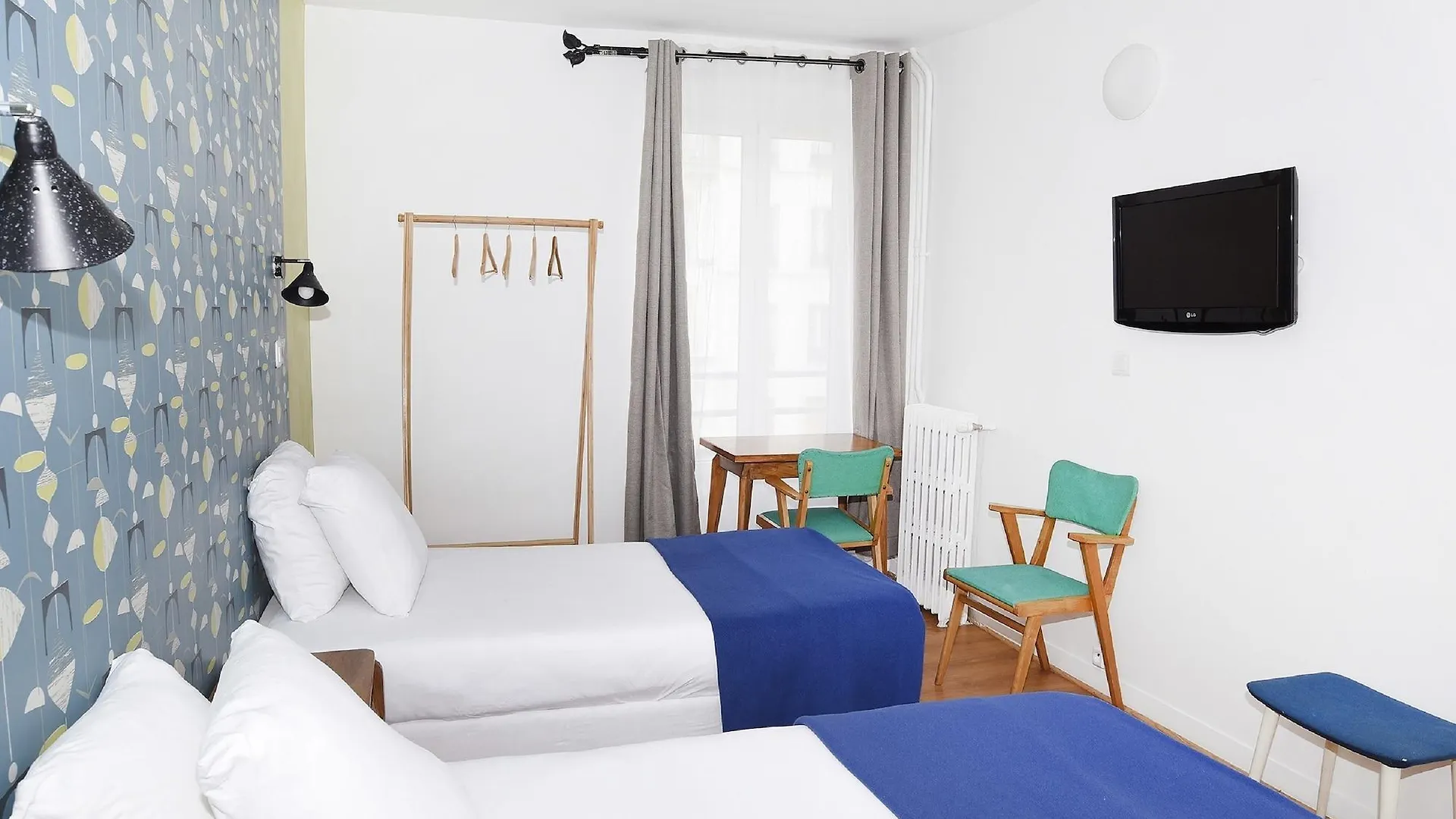 Zazie Hotel 2*