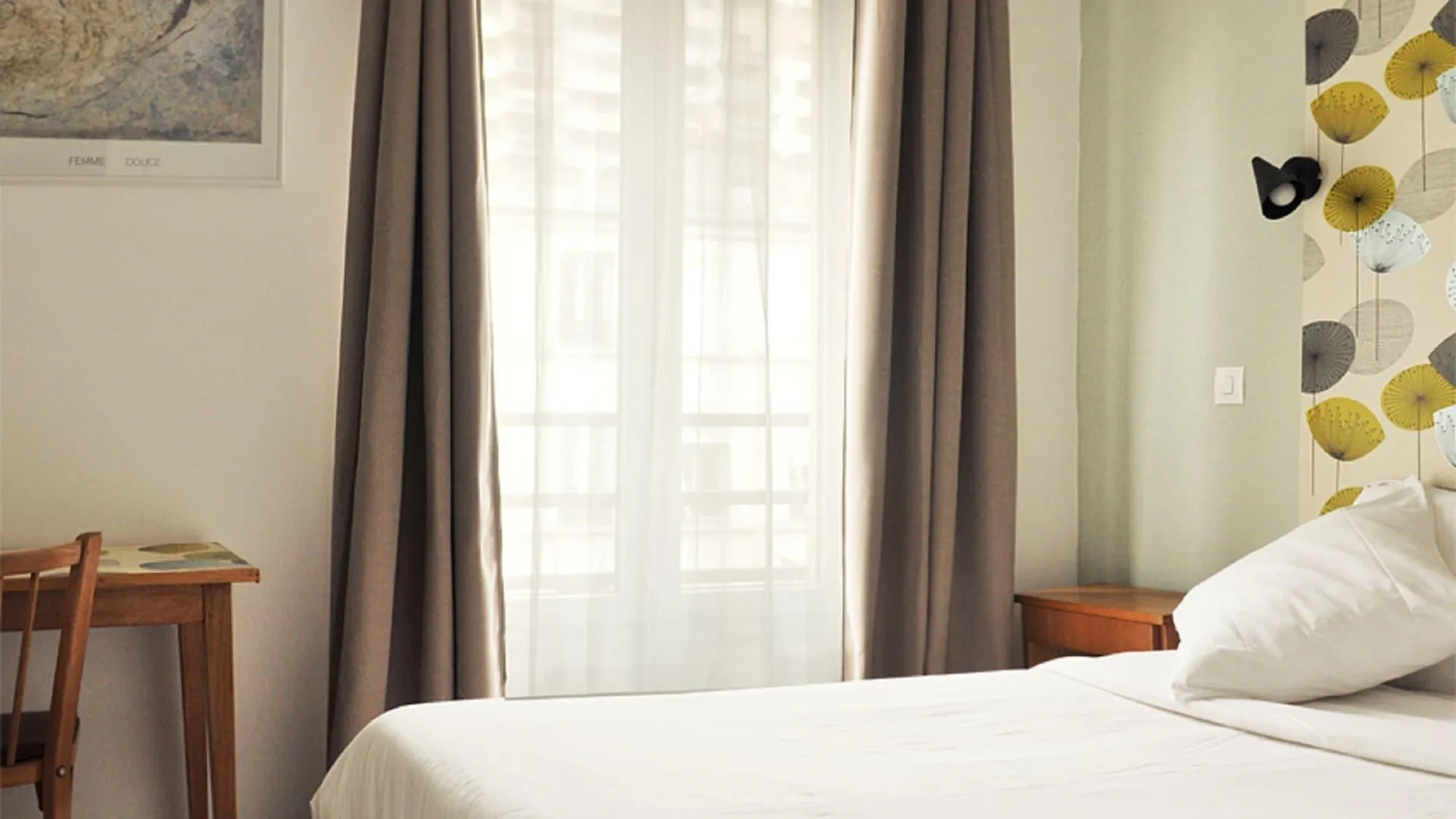 Zazie Hotel 2*