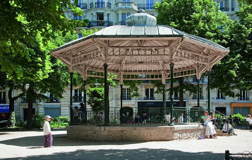 Hotel Zazie 2*